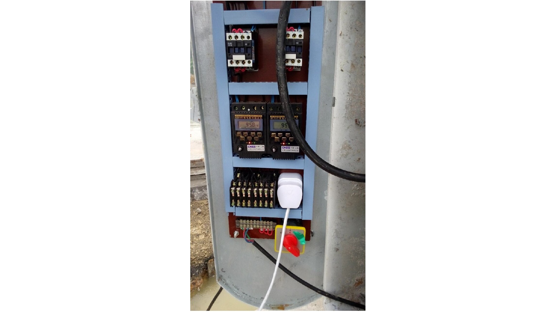 Lighting_Control_Detail_16x9_Original-tuya-4.jpg
