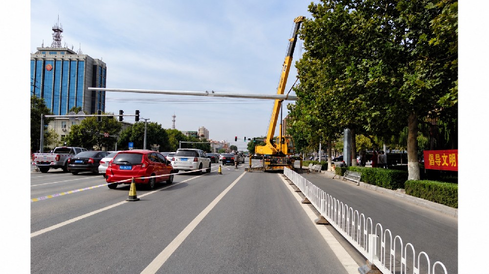 Long-Span CCTV Pole Project for Oilfield Roads